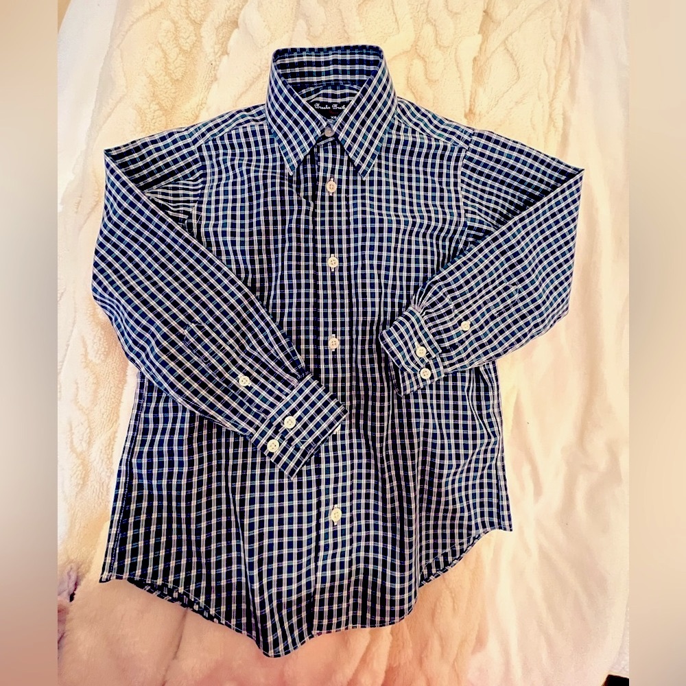 Brooks Brothers boys button down collared dress shirt.